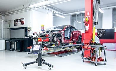 The first Tesla workshop in italy choose DEA